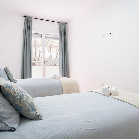 Host Wise - Spacious Fresh Flat W Terrace - Near Sea Ешпиньо Екстериор снимка