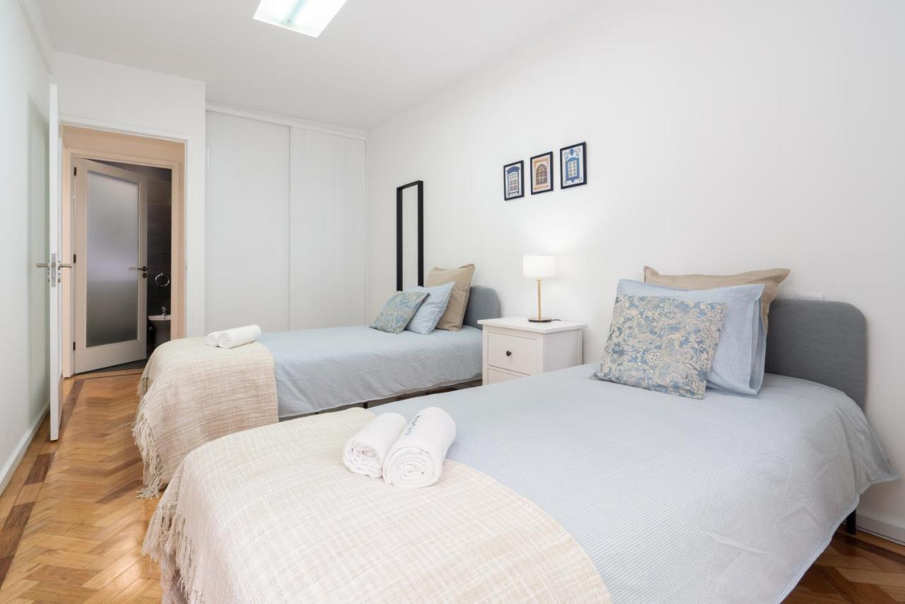 Host Wise - Spacious Fresh Flat W Terrace - Near Sea Ешпиньо Екстериор снимка